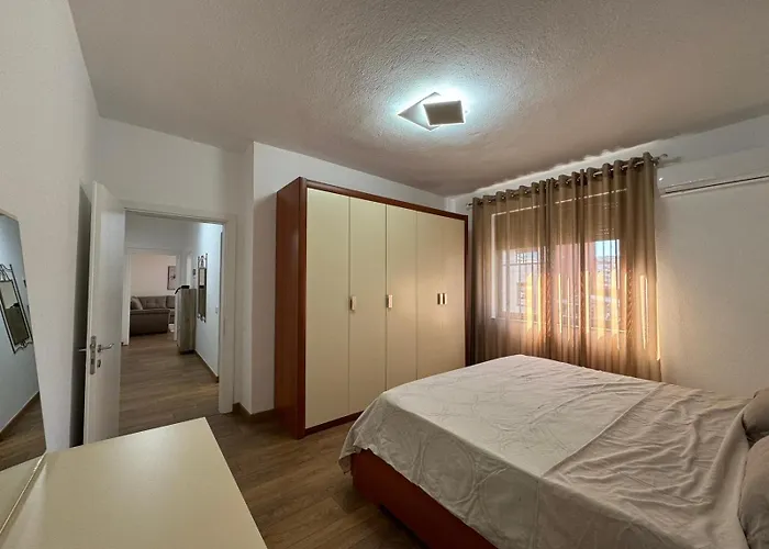 Sunrise Apartament Lejlighed Tirana